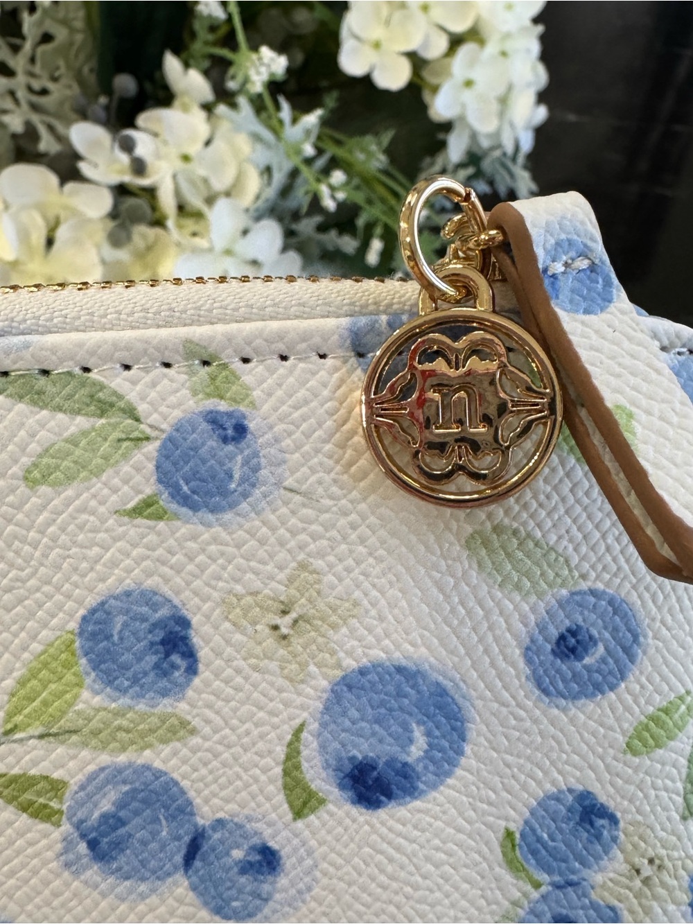 🍃🫐Nanette Lepore Lilli Wallets Blueberry Blooms and Blue Gingham - Picture 13 of 13